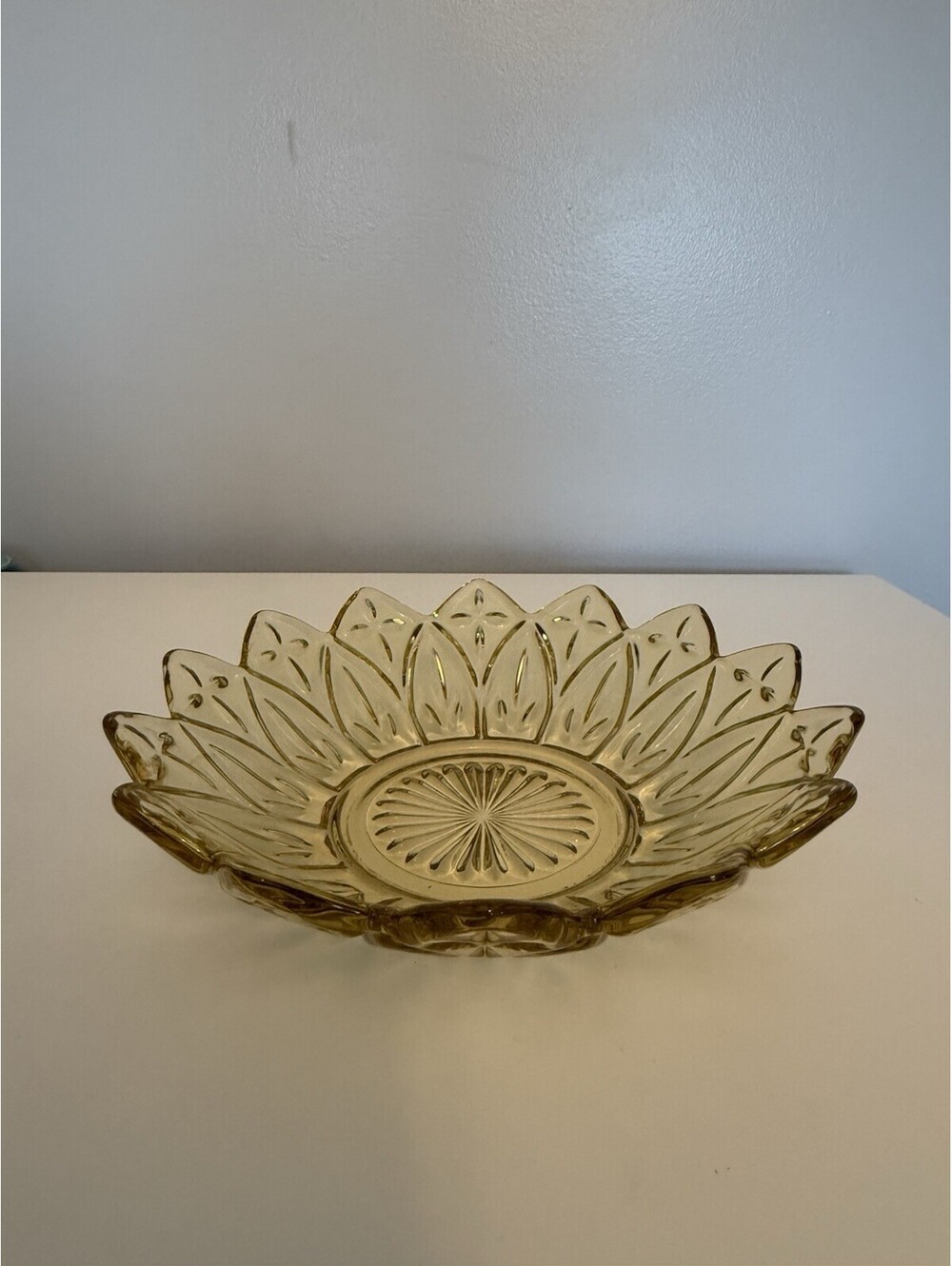Vintage Yellow Amber Federal Glass Flower Petal Serving Bowl 8.25 inches EUC